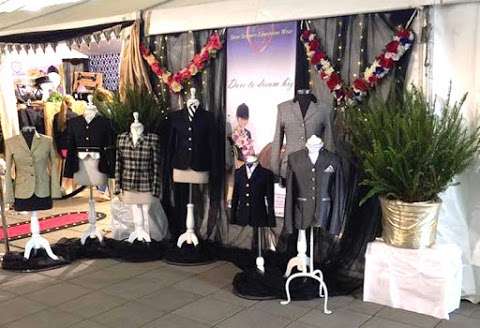 Photo: Gallery Equine, home of Showstoppers Equestrian Wear PTY Ltd.